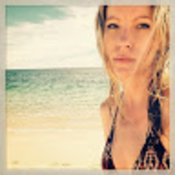 Meet your Posher, Amanda - Picture 1 of 1